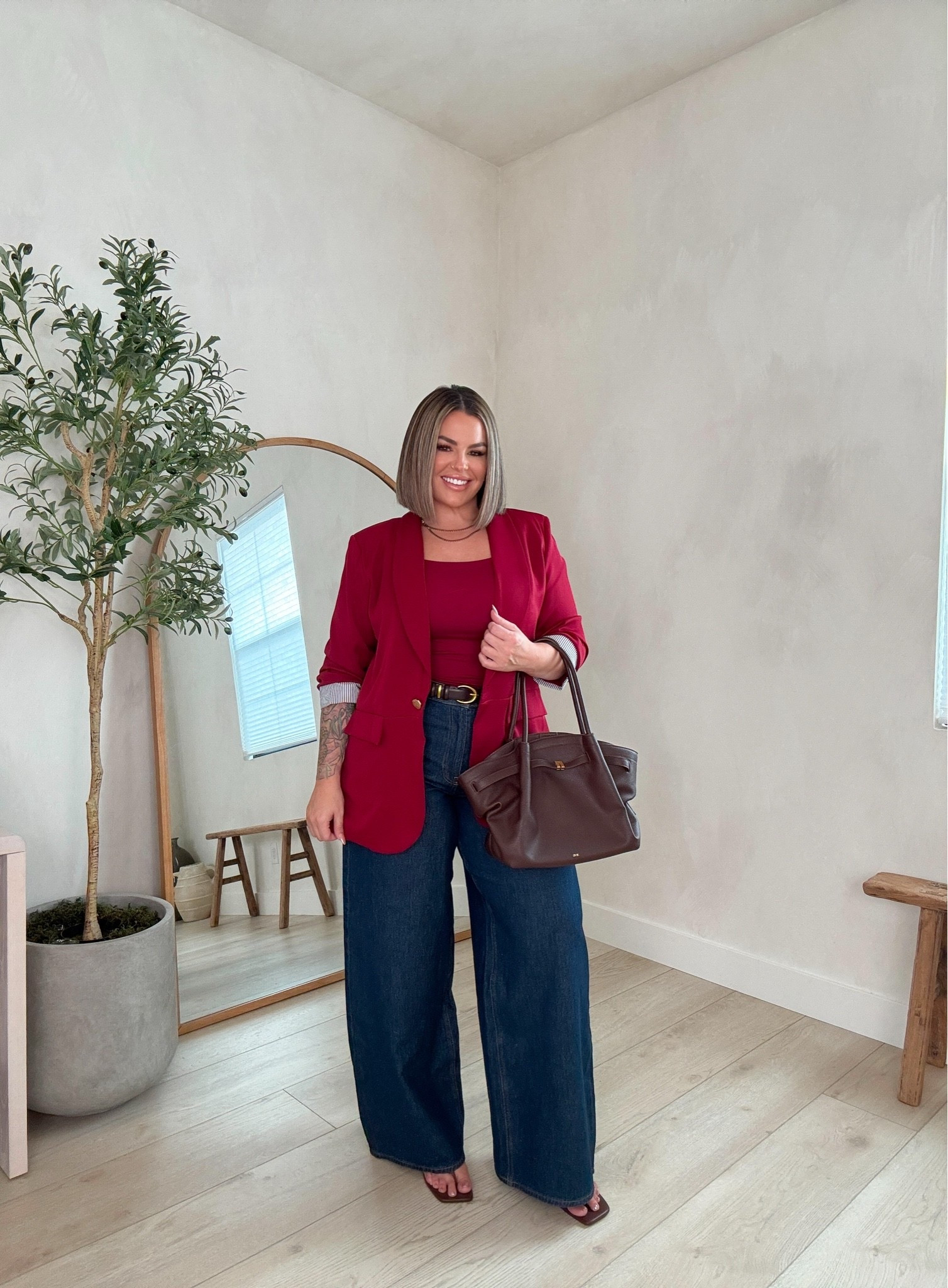 Business casual outfit idea for fall 
Blazer xl 
Top xl 
Jeans 31/12 long - love these jeans i have 4 washes now ! The dark is perfect for fall & winter and great for the office as a more dressy vibe. 
Heels TTS 
Also linked the bands I use to keep blazer sleeves up and in place all day long.  
Use code shayna15 on Miranda Frye to save $ on the necklaces

#amazon #gap #workwear #businesscasual
