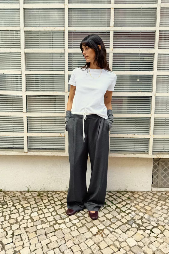 INTERLOCK-T-SHIRT MIT KURZEN ÄRMELN | Zara DE