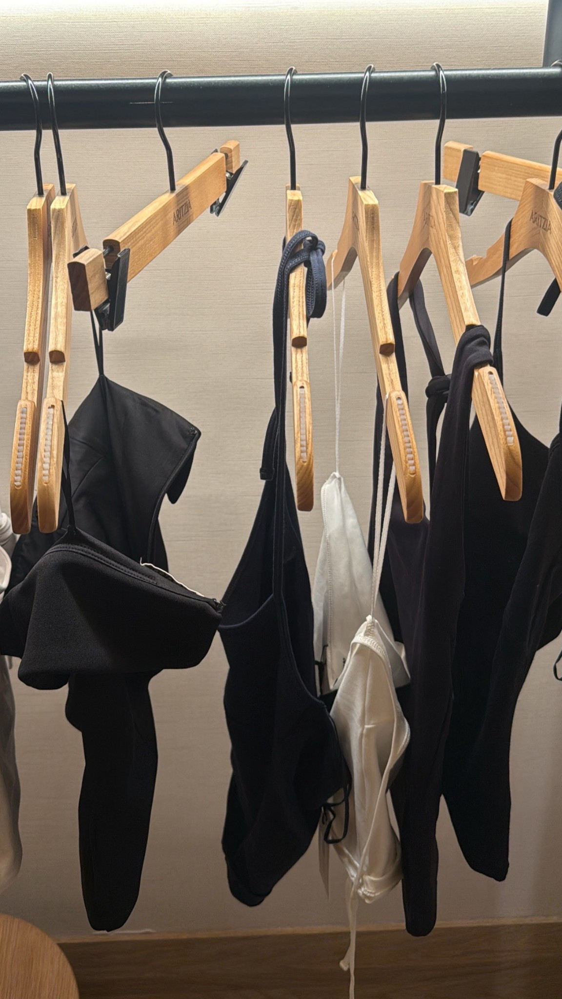 Aritzia Sale Staples 🤍🎱💸