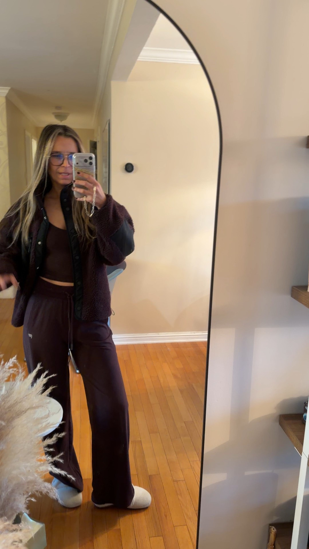 Wearing sz S in all 
Beautiful Oxblood color
I’m 5’5” 122 lbs 



#LTKgrwm #LTKstorytime #LTKootd