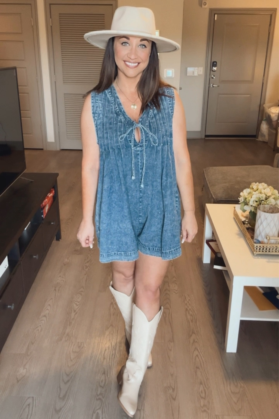 Pink Lily denim romper 😍😍

#LTKfindsunder50 #LTKsalealert #LTKstyletip