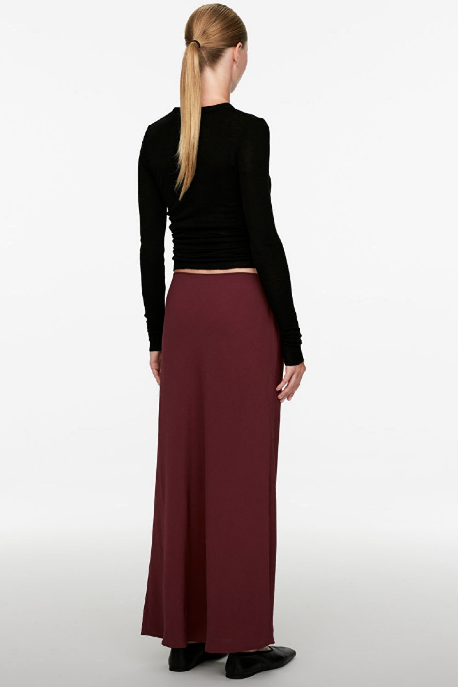 Burgundy color skirts for fall 

#LTKstyletip #LTKworkwear