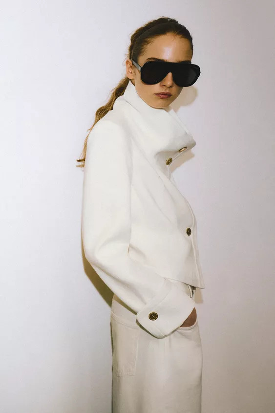 ZW COLLECTION CONTRAST CROPPED JACKET LIMITED EDITION | Zara UK