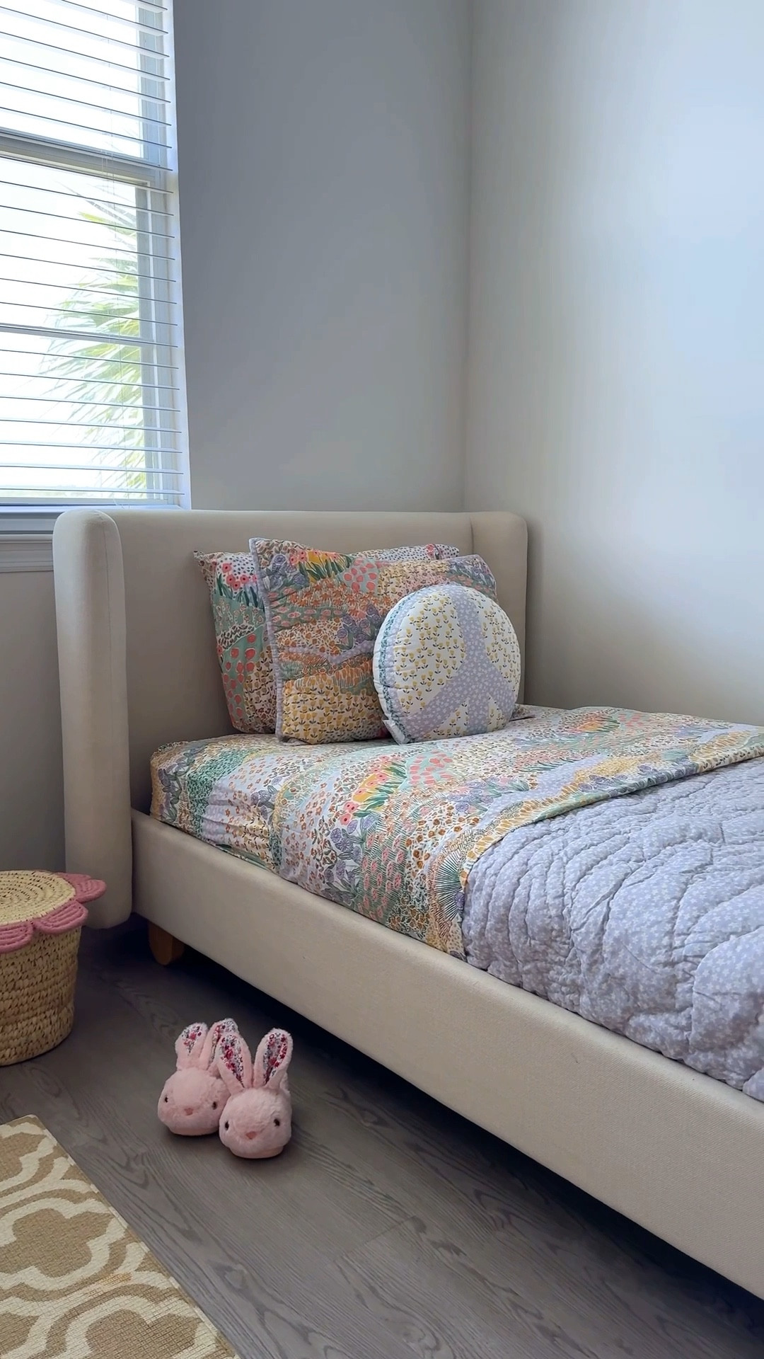 new bedding for my little wildflower  🌸🌼


#toddler #toddlerbedding #bedding #toddlerroom #kidsbedding #kidsroom #westelm #westelmkids 

#LTKKids #LTKFamily #LTKHome