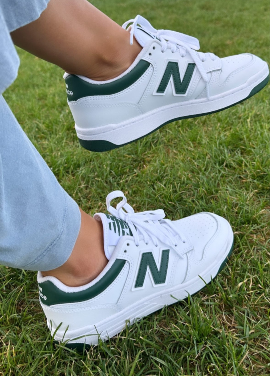 Who’s dad had them growing up? haha I love them, basic and comfortable. I’m in my true size. @freepeople


#LTKunder100 #LTKshoecrush