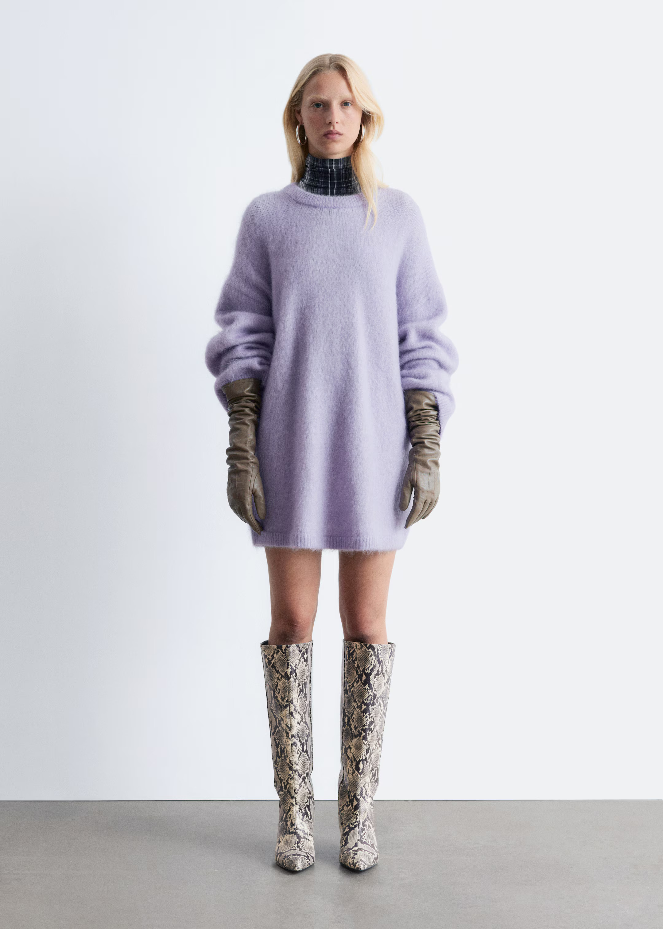 Leren knielaarzen met kitten heel | H&M (DE, AT, CH, NL, FI)