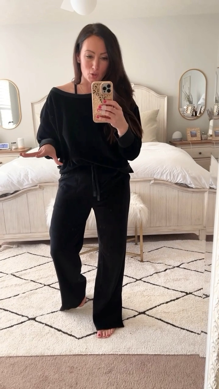 Velour set is 50% off today!! 
• medium top
• small pants 

#LTKsalealert #LTKCyberweek #LTKunder50