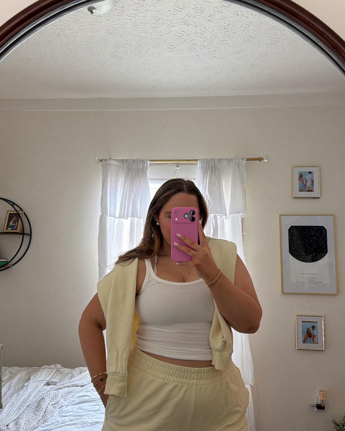OOTD

Wearing a size L in yellow set 
Size M in tank

#LTKxAerie #LTKSaleAlert #LTKMidsize