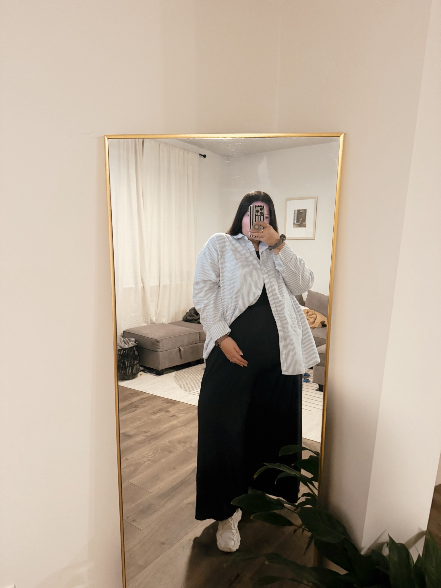 Simple comfortable pregnancy outfit

#LTKPlusSize #LTKMidsize #LTKBaby
