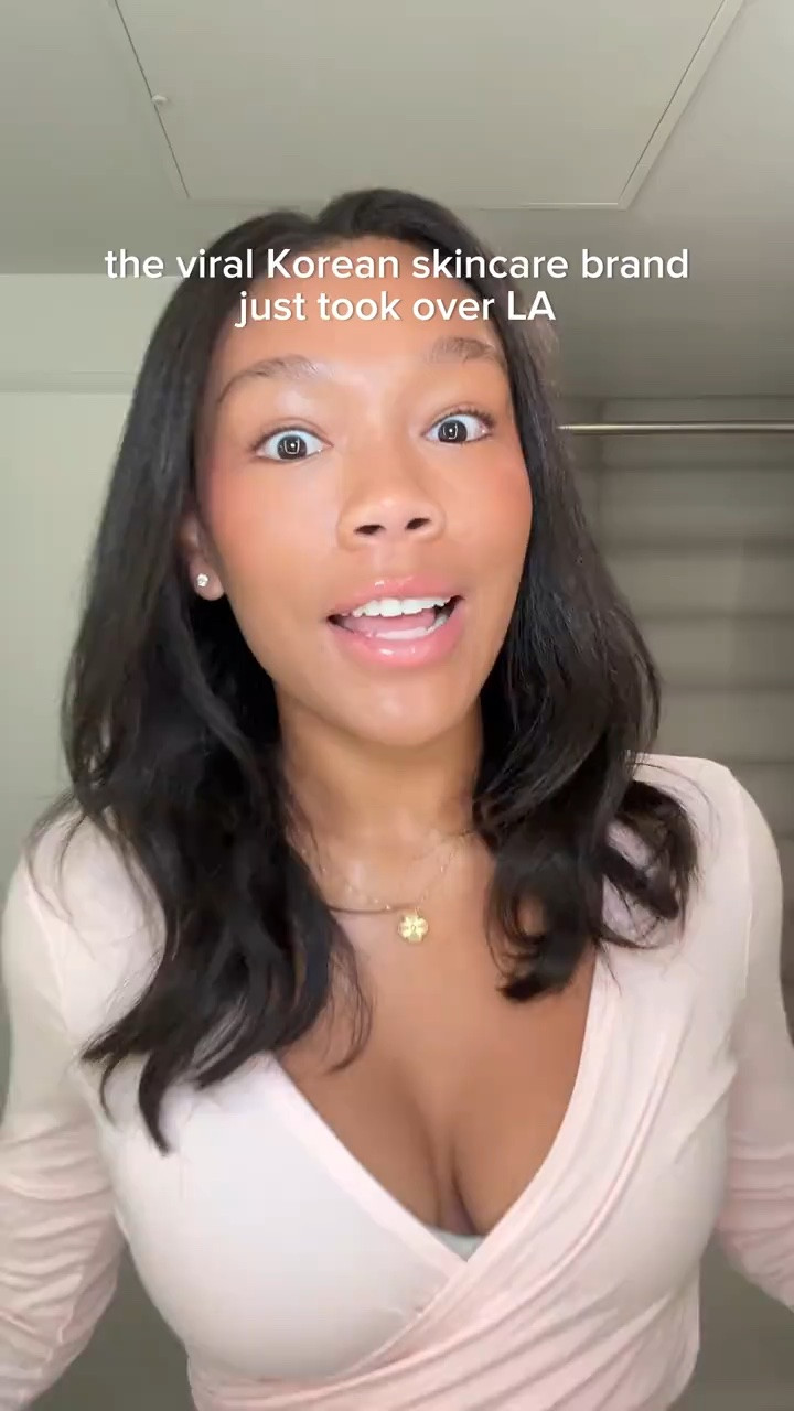 still spraying to this day! 🫧

🧿 IG: @OliviaNicoleGreen 🤳TikTok: @OliviaNicoleGreen 🫶YouTube: @OliviaNicoleGreen

#LTKdayinmylife #LTKvlog #LTKselfcare