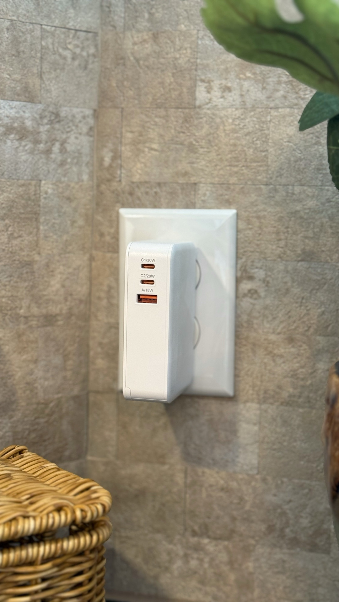 Who doesn’t love tidy spaces?  I love this 5-in-1 wall charger.  I can charge all of my items and put the cord back in its place  

#LTKHome