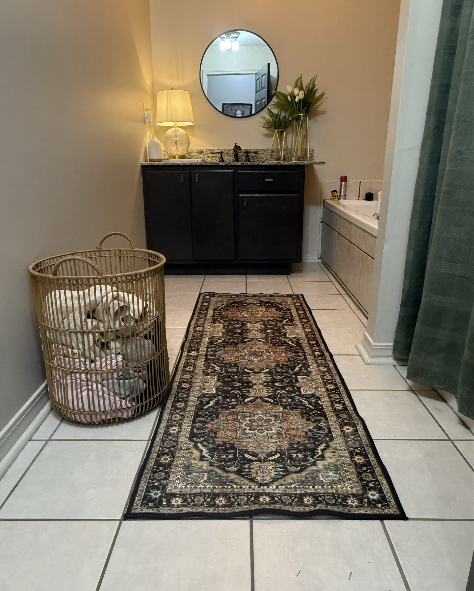 I am obsessed with this Midcentury Modern Vintage bathroom ! 

#LTKHome #LTKFindsUnder100