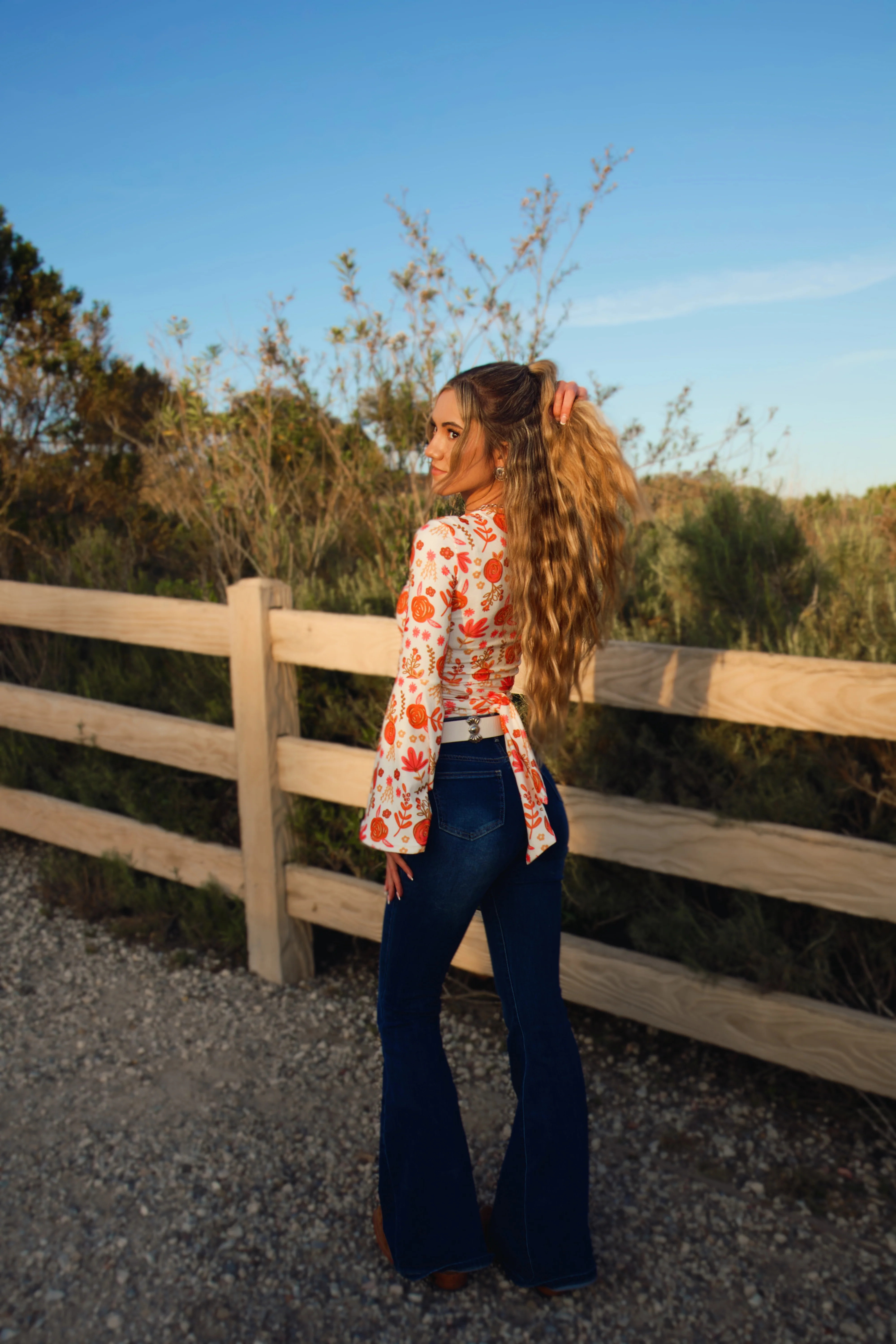Fiona High Waisted Bell Bottom Flare Jeans - Medium Wash Denim | Willow Boutique