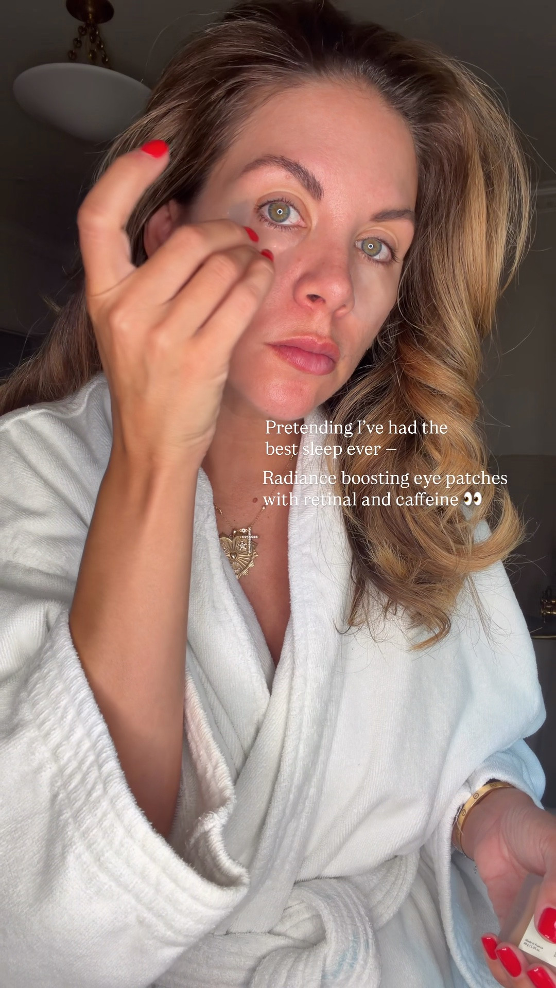 Hydrating eye patches with caffeine and retinal #amazonbeauty

#LTKBeauty
