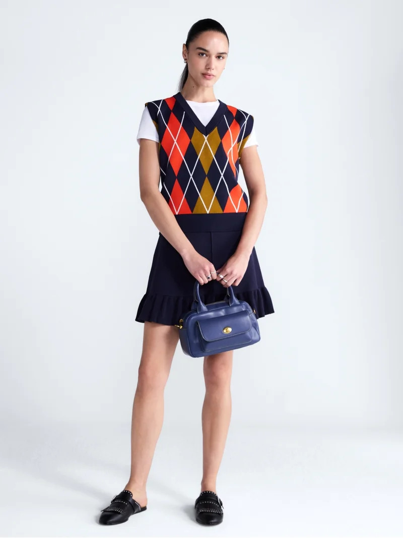 Free Assembly Women's Argyle V-Neck Sweater Vest, Sizes XS-XXL | Walmart (US)