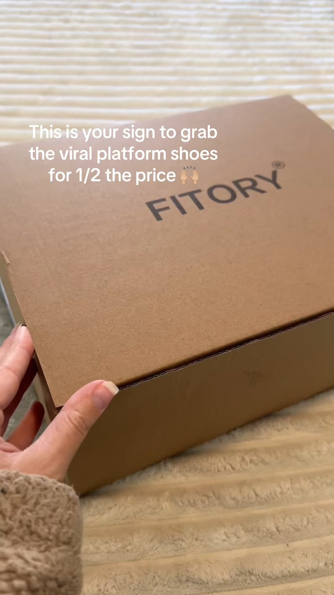 These platform sandals are the perfect dupe for the Ugg tasmans! They are extremely comfortable and come in many different colors and platform sizes. #uggtasman #dupe #amazonshoes #amazonfinds #amazonclothes #christmasgift #christmasidea #

#LTKSaleAlert #LTKGiftGuide #LTKFindsUnder50