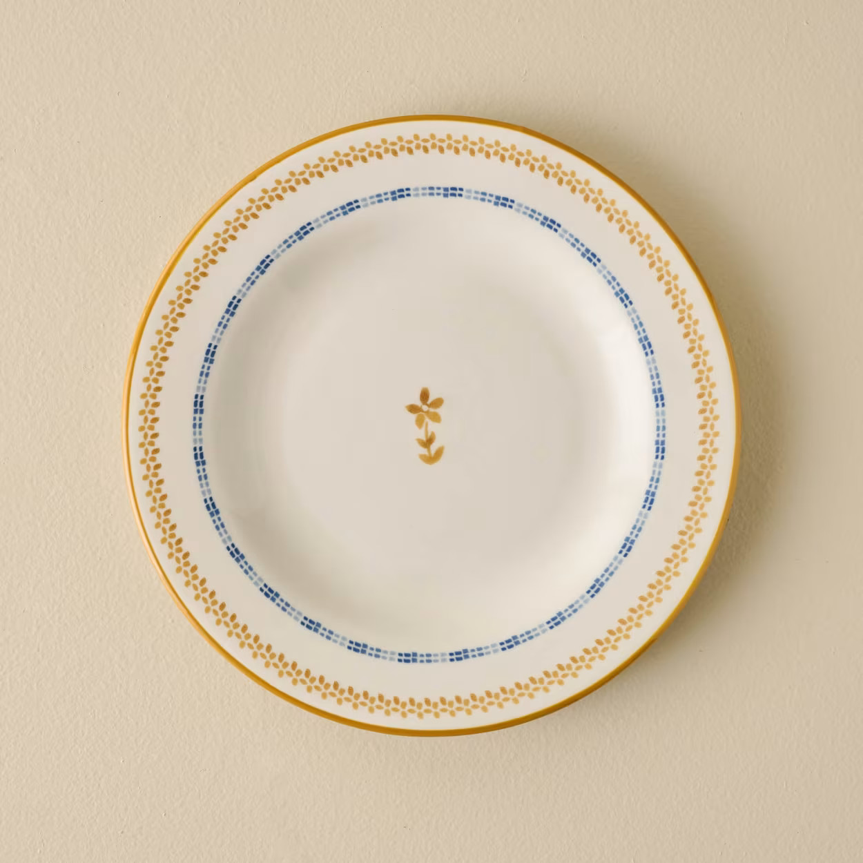 Luna Floral Salad Plate | Magnolia