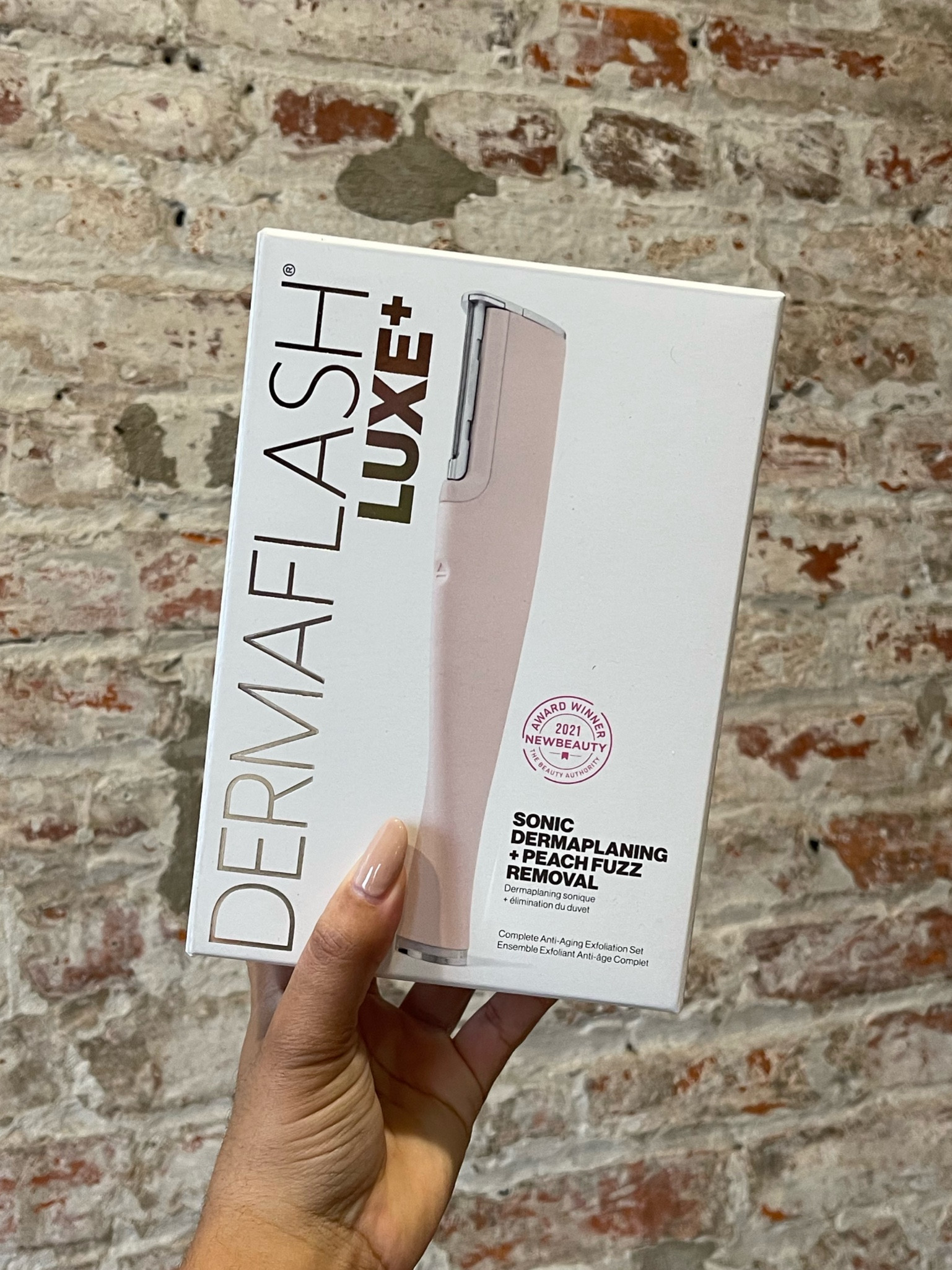 Dermaflash Luxe

#LTKGiftGuide #LTKHoliday #LTKbeauty
