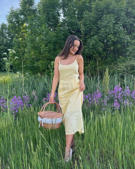 That friday feeling 🌼🧺
.
.
.
Yellow linen dress is from @onequince✨

Pastel outfit, summer outfit, summer dress, sun dress, yellow outfit, outfit ideas, picnic outfit, casual outfit inspo

#LTKTravel #LTKStyleTip #LTKFindsUnder100