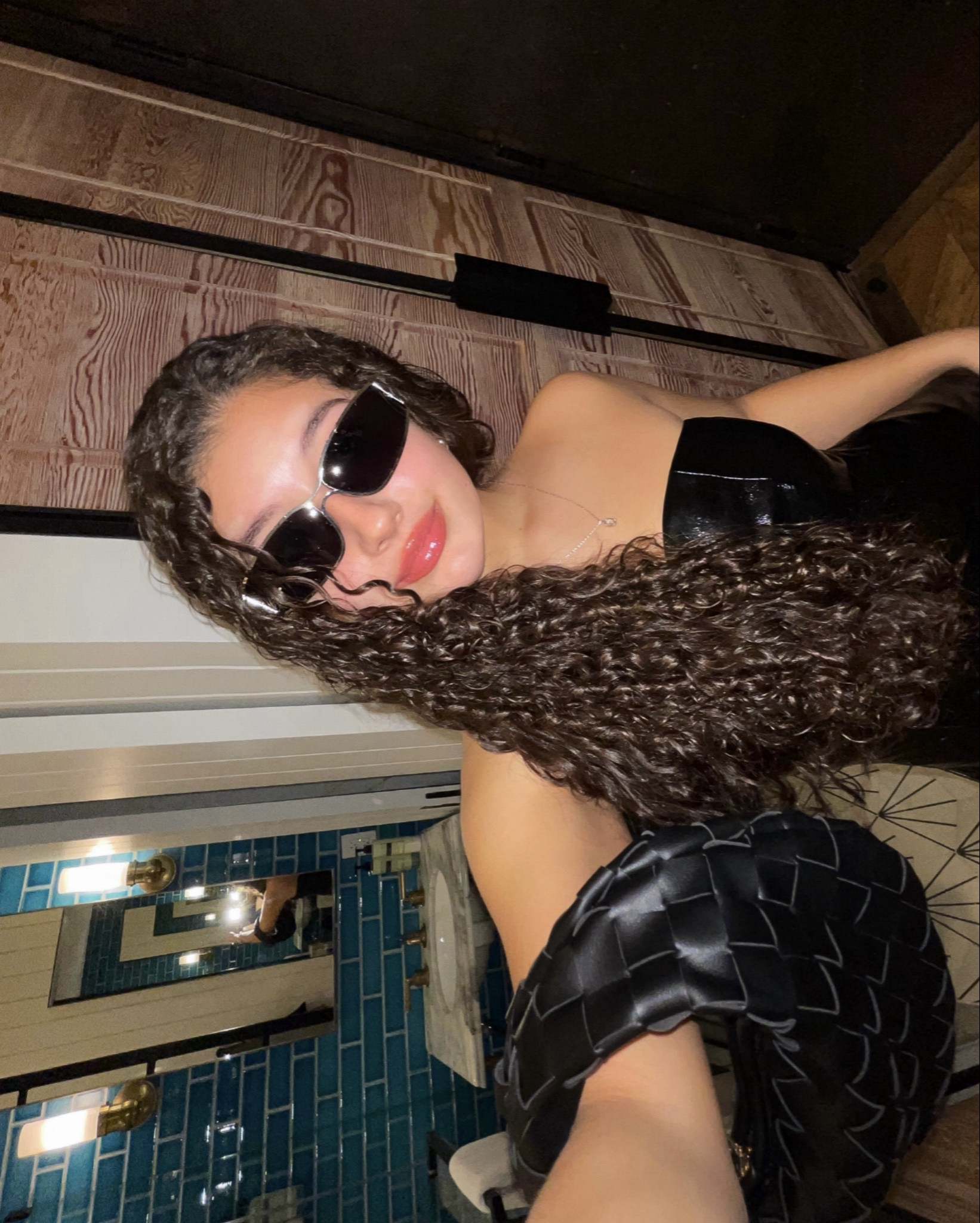 my sunglasses & black woven mini bag 🎀🤍
