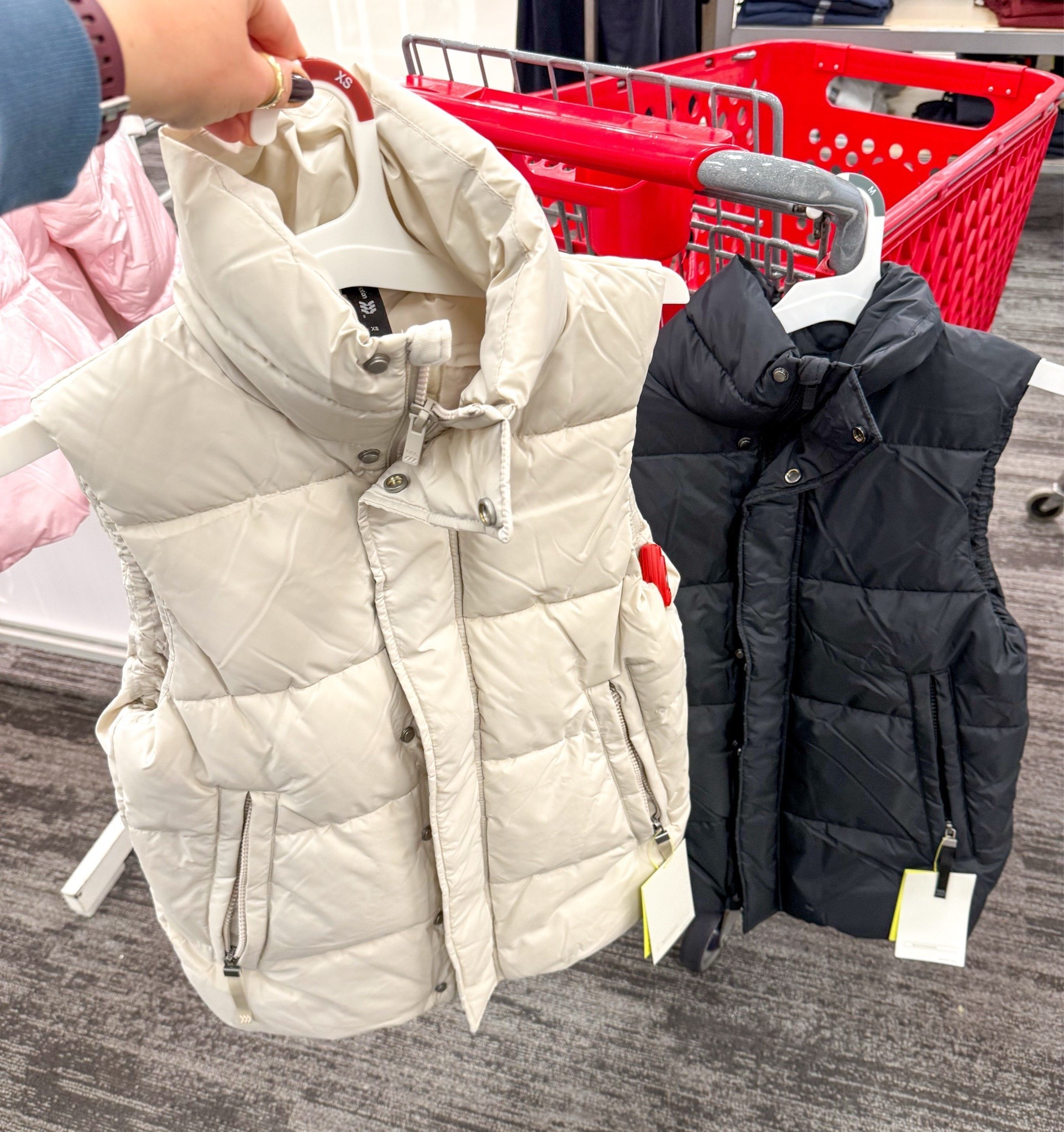 Love these longer length puffer vests 

#LTKPlusSize #LTKSeasonal #LTKMidsize