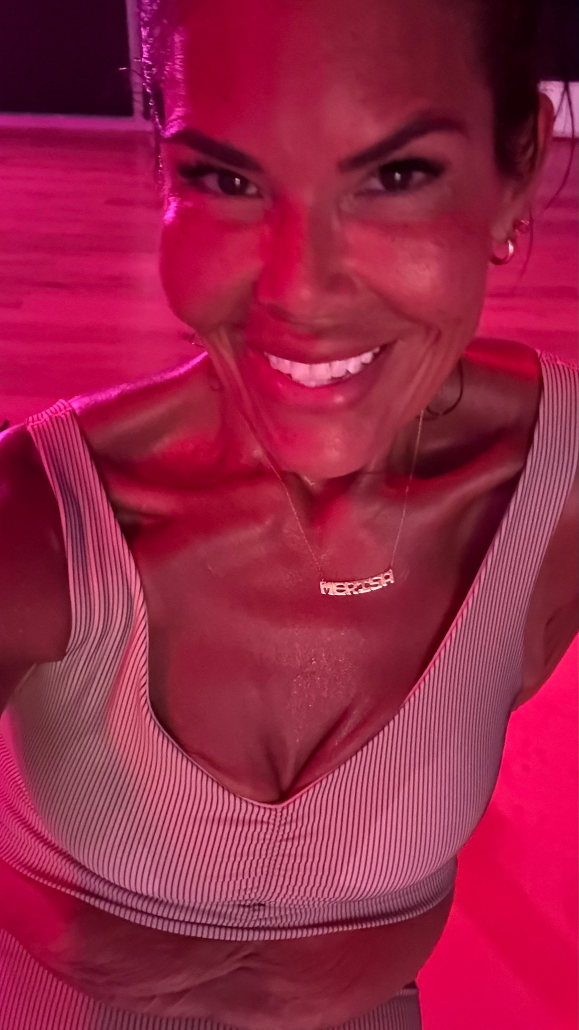 #tempisrising 🔥💦😅💞✨💗 


.

.



.

.


#stylishplusmama  #fashionforeveryone #momigers #latinainfluencer #burberry #versace  #luxuryforless #gucci #nordstromstyle #bloomingdales #mytargetstyle #missoni #sephora #chloe #fentybeauty #louisvuitton #freepeople #fendi #amazonfashion #freepeople #aerie #oldnavy #saintlaurent #innerpeace #activewear

#LTKActive #LTKFindsUnder50 #LTKSeasonal