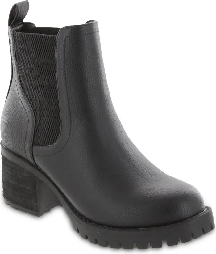 Jonna Lug Sole Chelsea Boot (Women) | Nordstrom