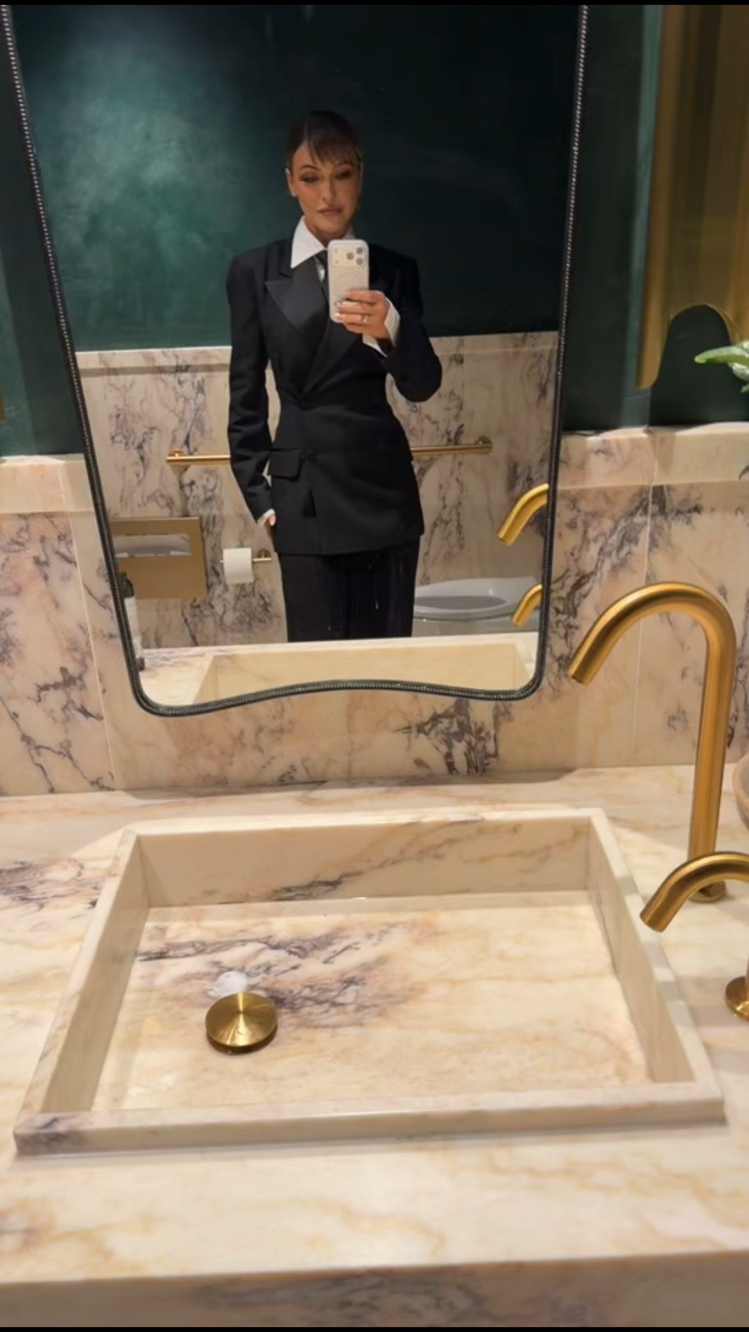 Had the best night with WWD 🖤

#LTKootd #LTKdayinmylife #LTKgrwm