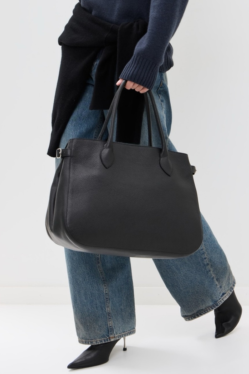 Row vibes

#LTKStyleTip #LTKItBag #LTKOver40