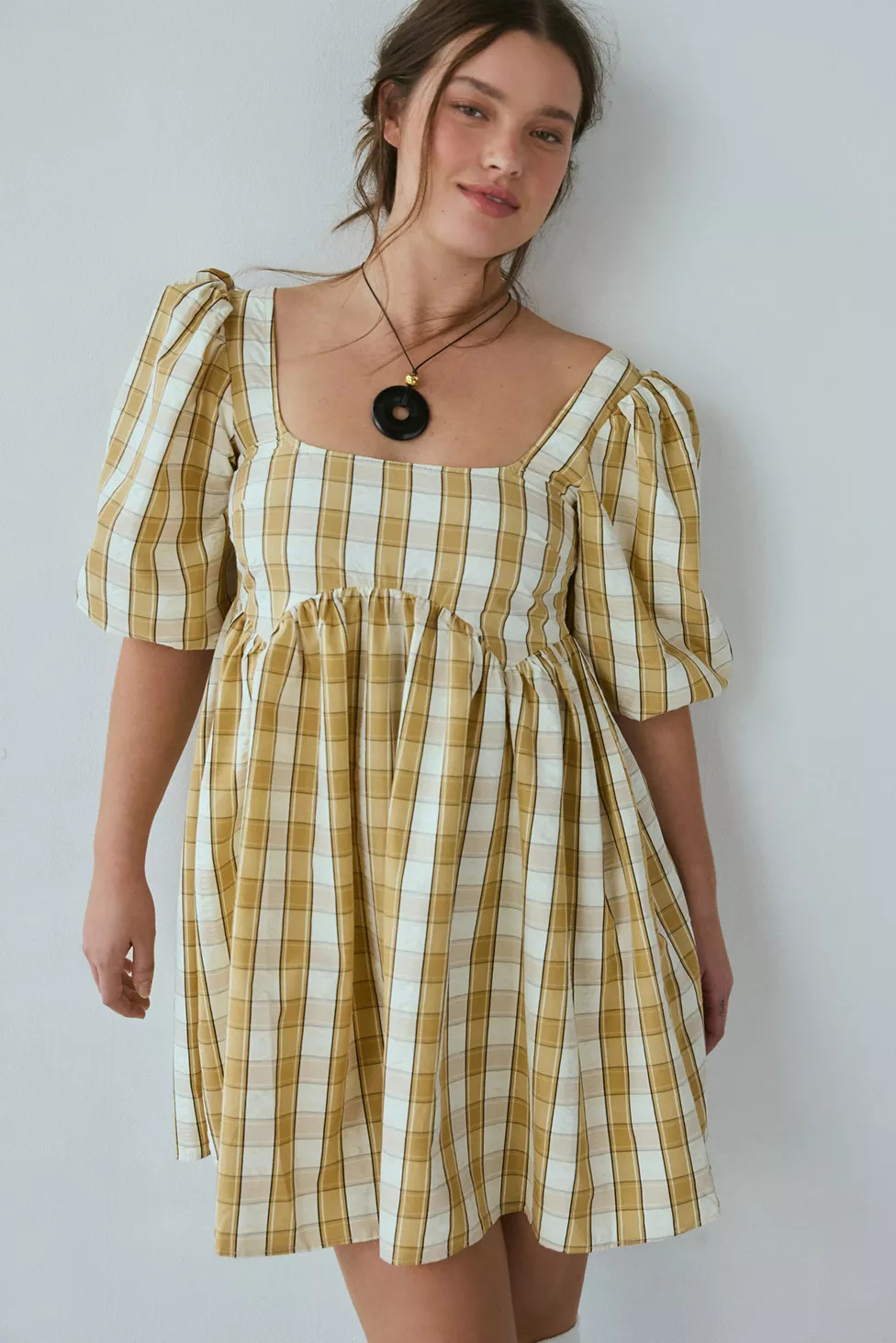 Glamorous Beige Plaid Puff Sleeve Babydoll Mini Dress | Urban Outfitters (US and RoW)
