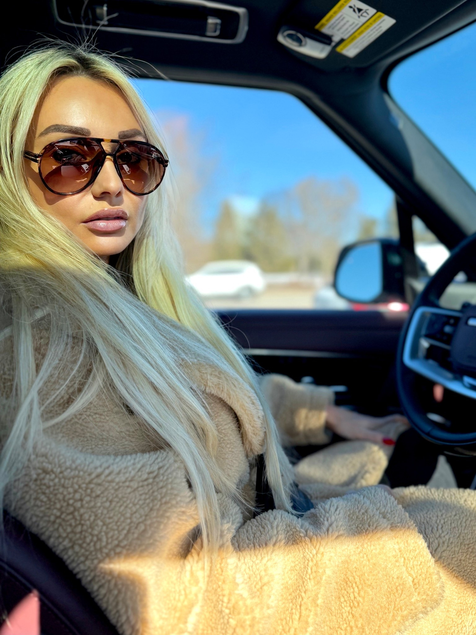 Designer energy without the designer price tag ✨
These Amazon sunnies look way more expensive than they are, and paired with my favorite coat… obsessed.
Proof you don’t need to splurge to look luxe 🤍

#LTKgrwm #LTKSaleAlert #LTKootd