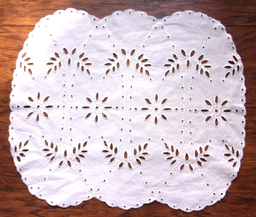 Vintage Eyelet Doilies 15" and 30" Dia, White Fine Cotton Doilies-small Table Cover. Gift for Her... | Etsy (US)