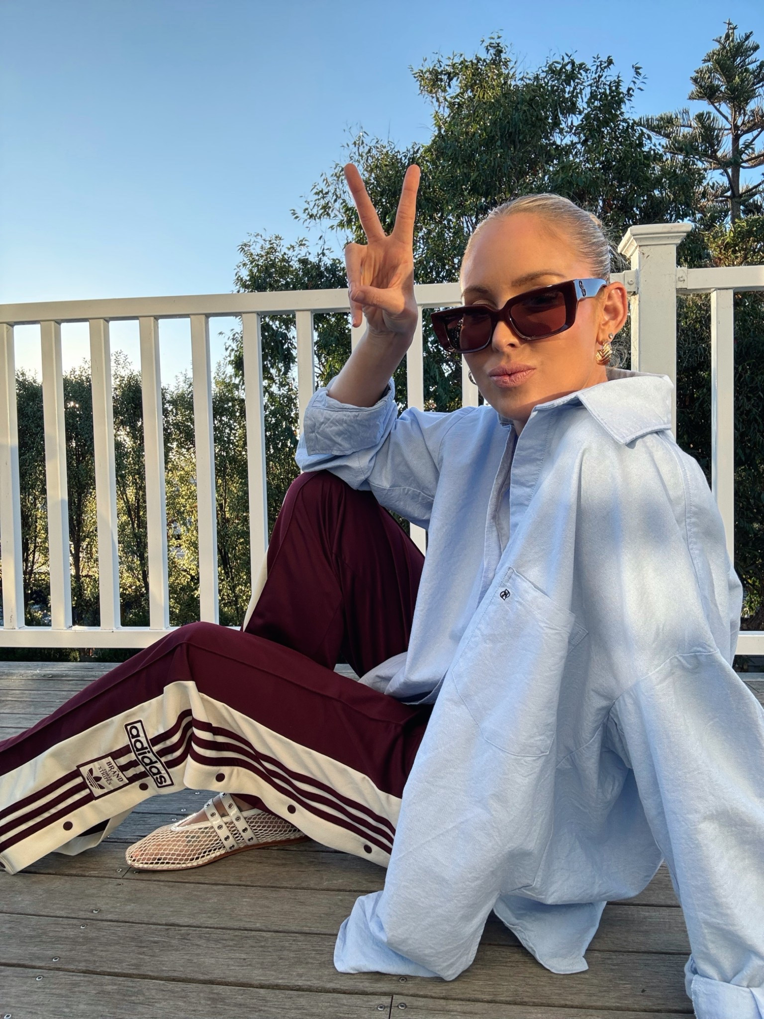 Currently obsessed with maroon and light blue together. Wearing a medium in the trackies and an 8 in the shirt. 

If these colours aren’t your thing, I’ve linked a few other options for you too.

Apologies in advance for the ongoing temptation… this season is seriously delivering 🫣


#LTKautumn #LTKaustralia #LTKstyletip