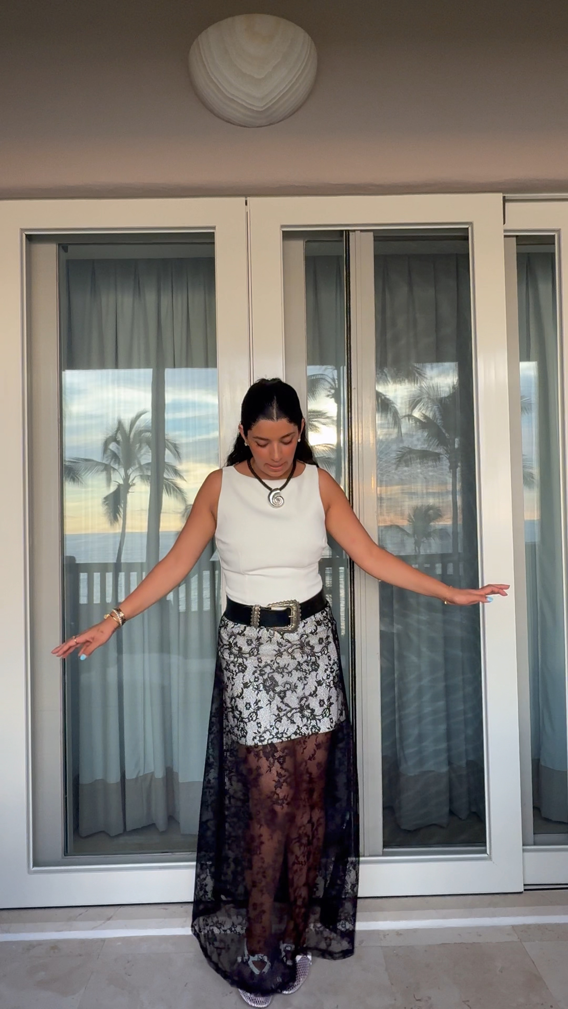 Lace skirts > 

#LTKSaleAlert #LTKStyleTip #LTKFallSale