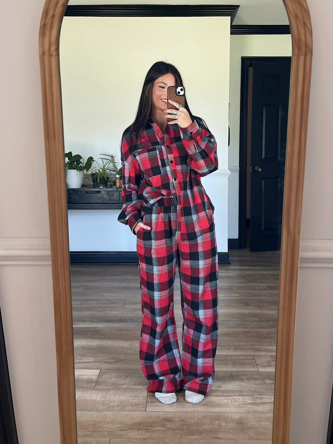 PREORDER: Jolly Times Plaid Pajama Set | Willow Boutique