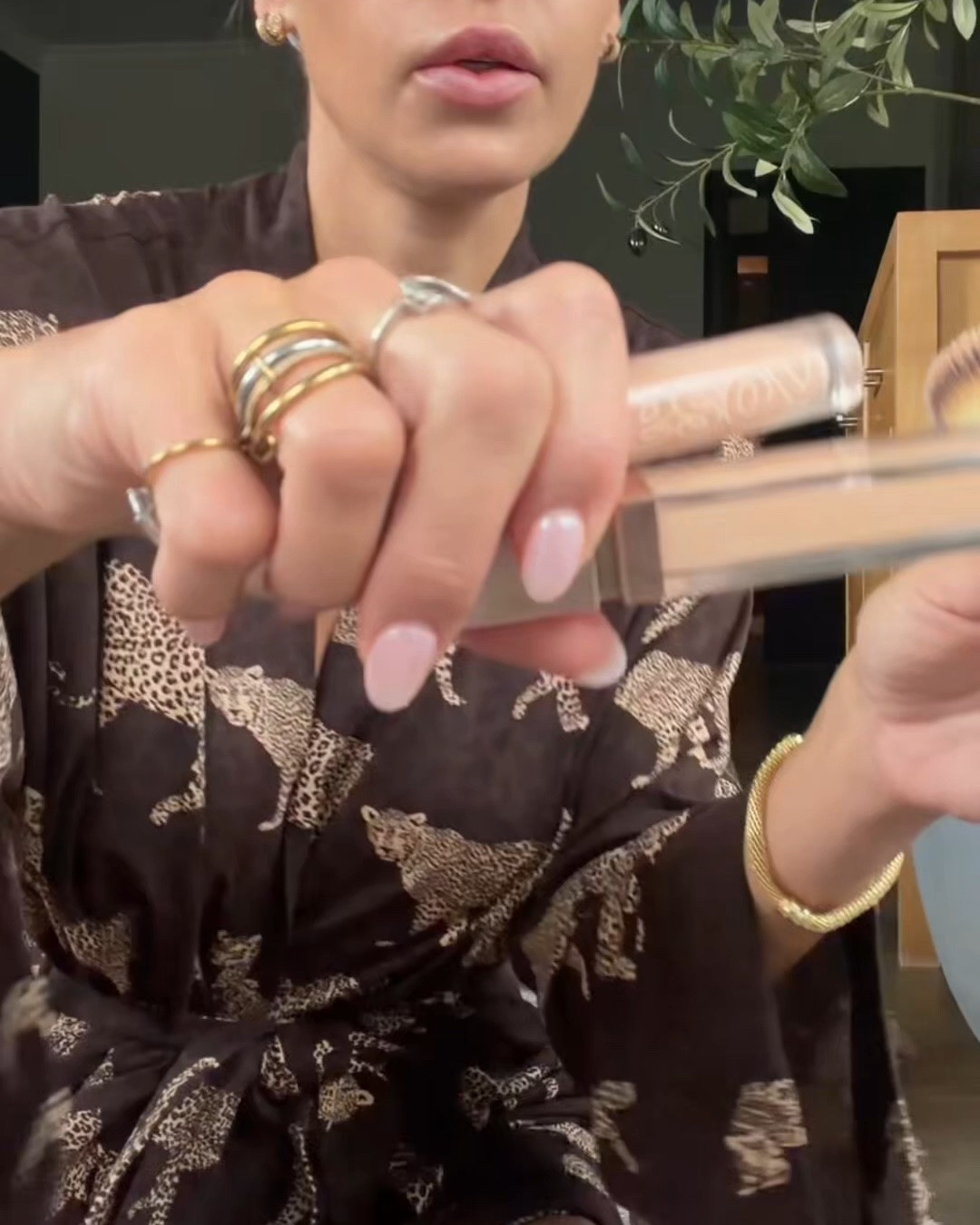 Some of the best things I travel with … hair makeup edition