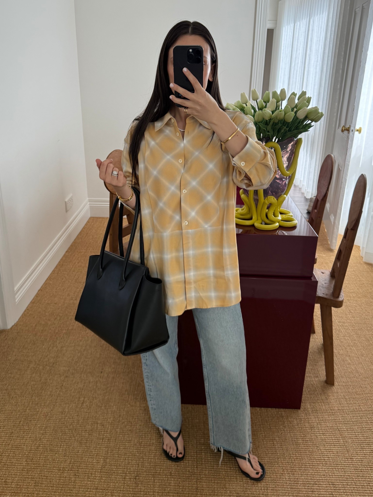 Shirt: XS
Jeans: 25
Shoes: 36 (true to size)

#LTKaustralia #LTKjeans #LTKspring