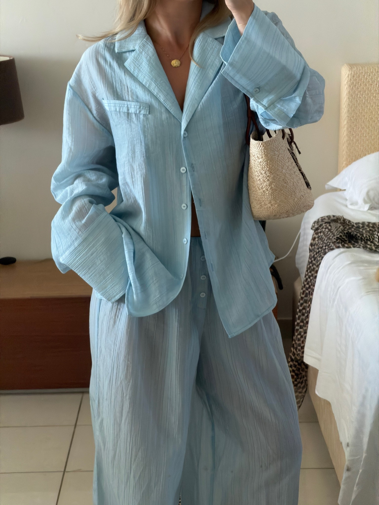 Gorg baby blue Co ord for summer, wearing size S in trousers and S in top but would maybe say to size down in the shirt!

Holiday outfits, co ord

#LTKsummer #LTKspring #LTKuk