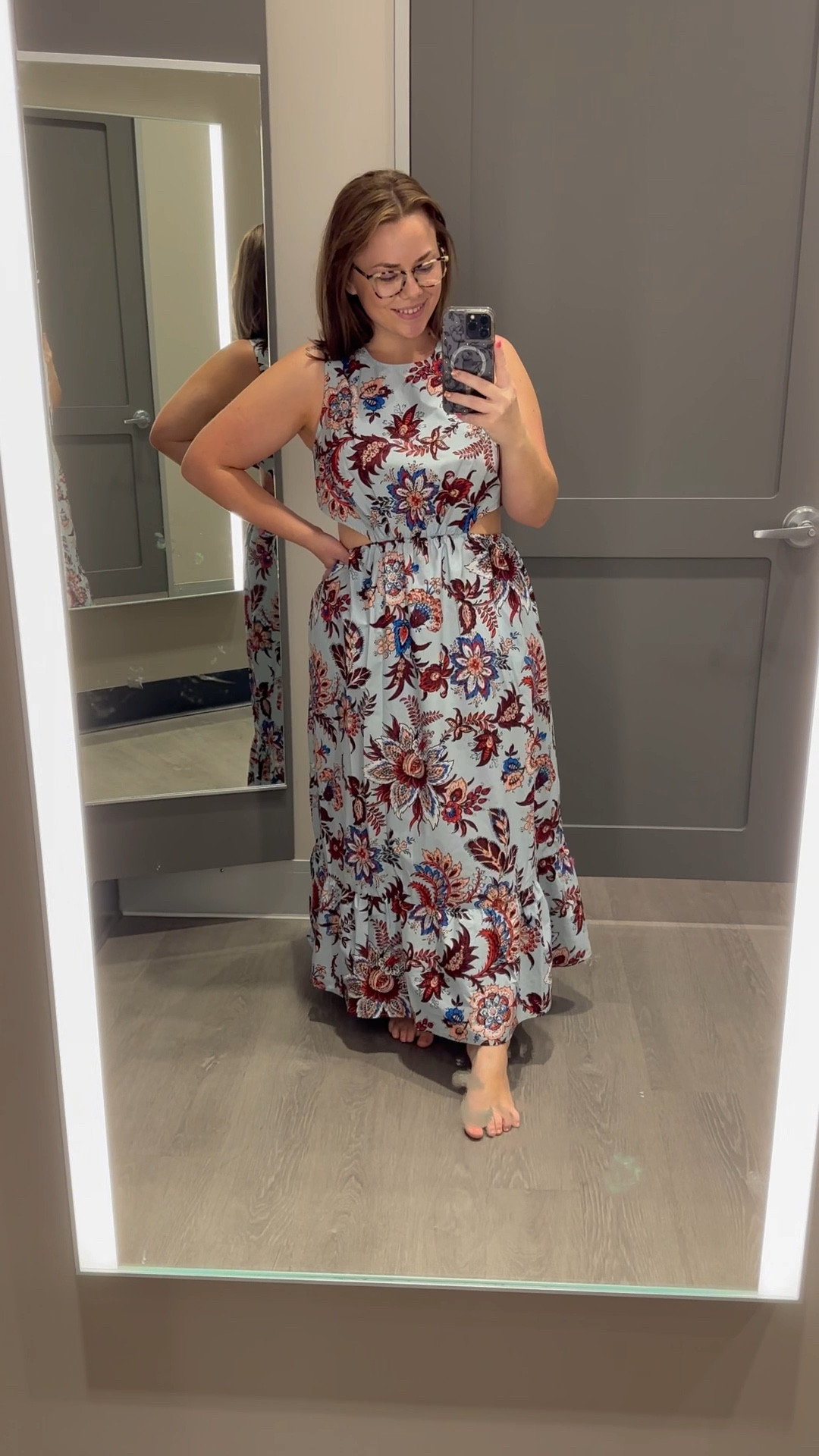 Women’s large leafy floral print cut out maxi dress - RHODE x Target. Wearing L & I loveeee this dress!!💙

wedding guest
Mother’s Day 
cocktail dress
Country concert
Maternity 

#LTKFind #LTKcurves #LTKSeasonal