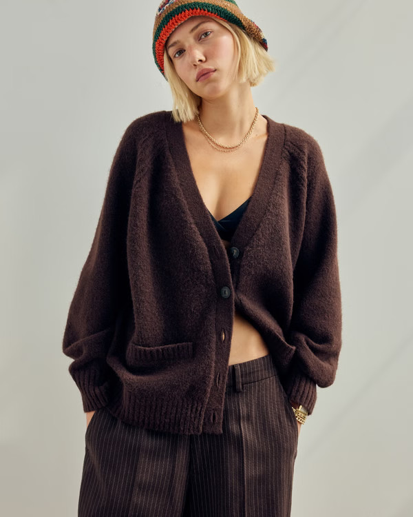 Dad V-Neck Cardigan | Abercrombie & Fitch (US)