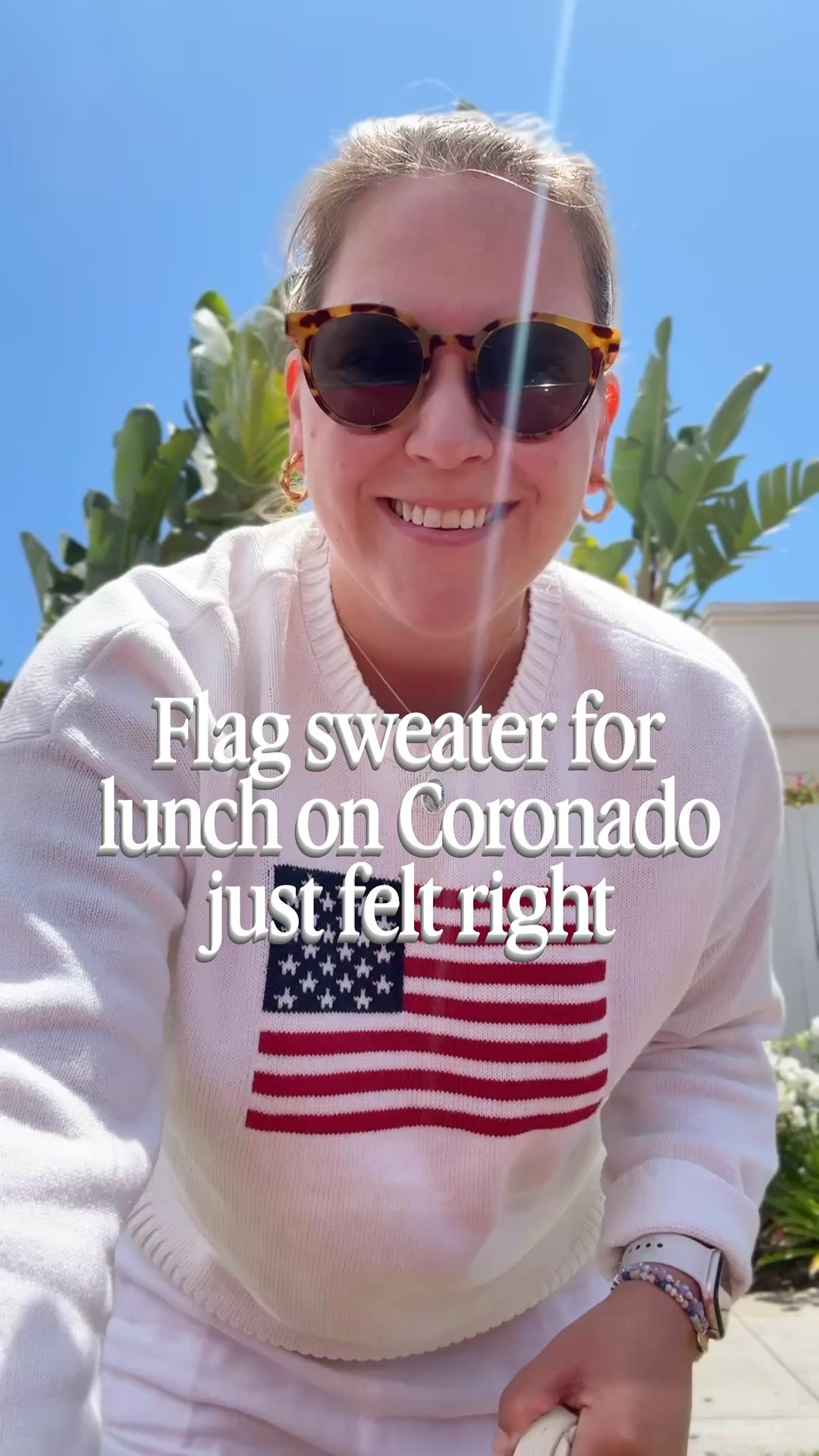 Met up with a dear college friend on Coronado for lunch and I had to break out this American flag sweater + linen shorts outfit formula 

postpartum style, postpartum outfit, Americana style, mom outfit