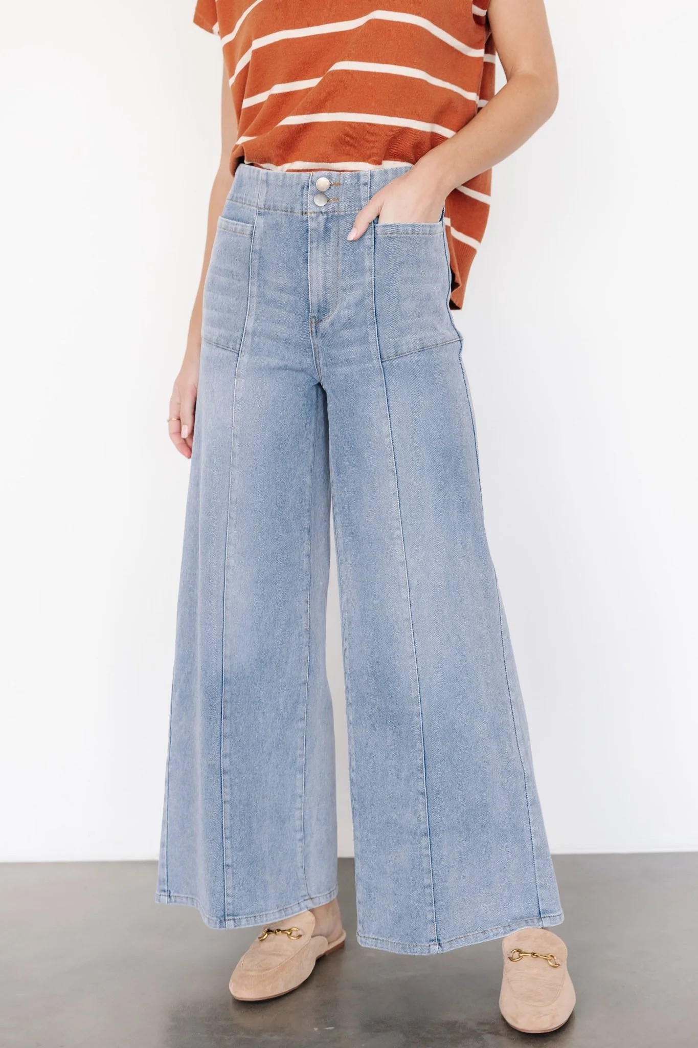 Emmi Mid Rise Wide Leg Jeans | Medium Wash | Baltic Born
