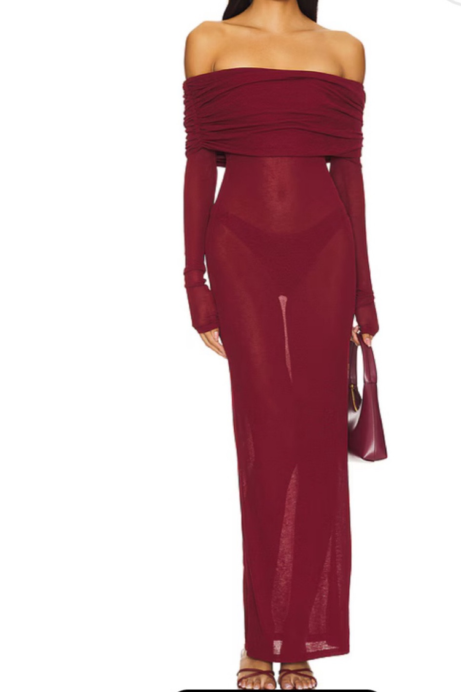 A little shoulder action ❤️‍🔥

#LTKParties #LTKFindsUnder100 #LTKStyleTip