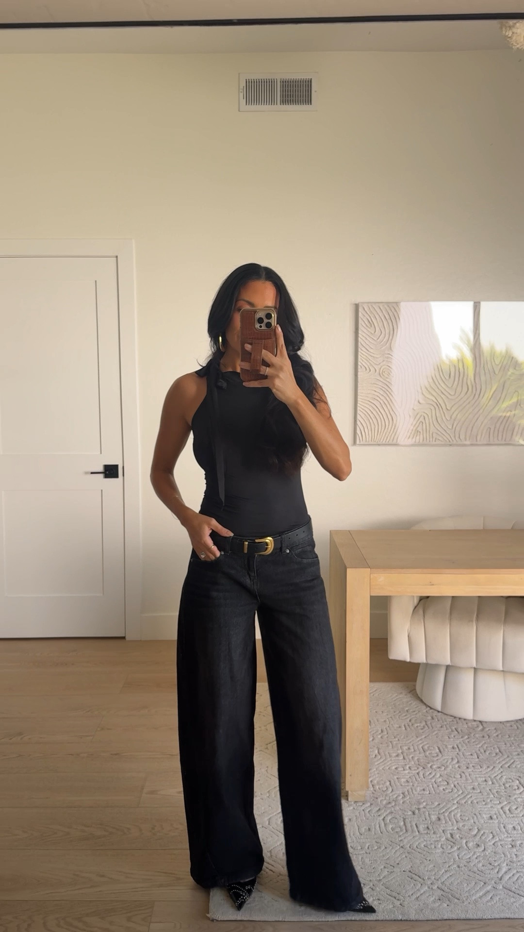 These under $50 Walmart finds are 👀
I’m in a size XS in all tops and size 0 in denim! 

Walmart finds 
Walmart fashion

#LTKSeasonal #LTKdayinmylife #LTKootd