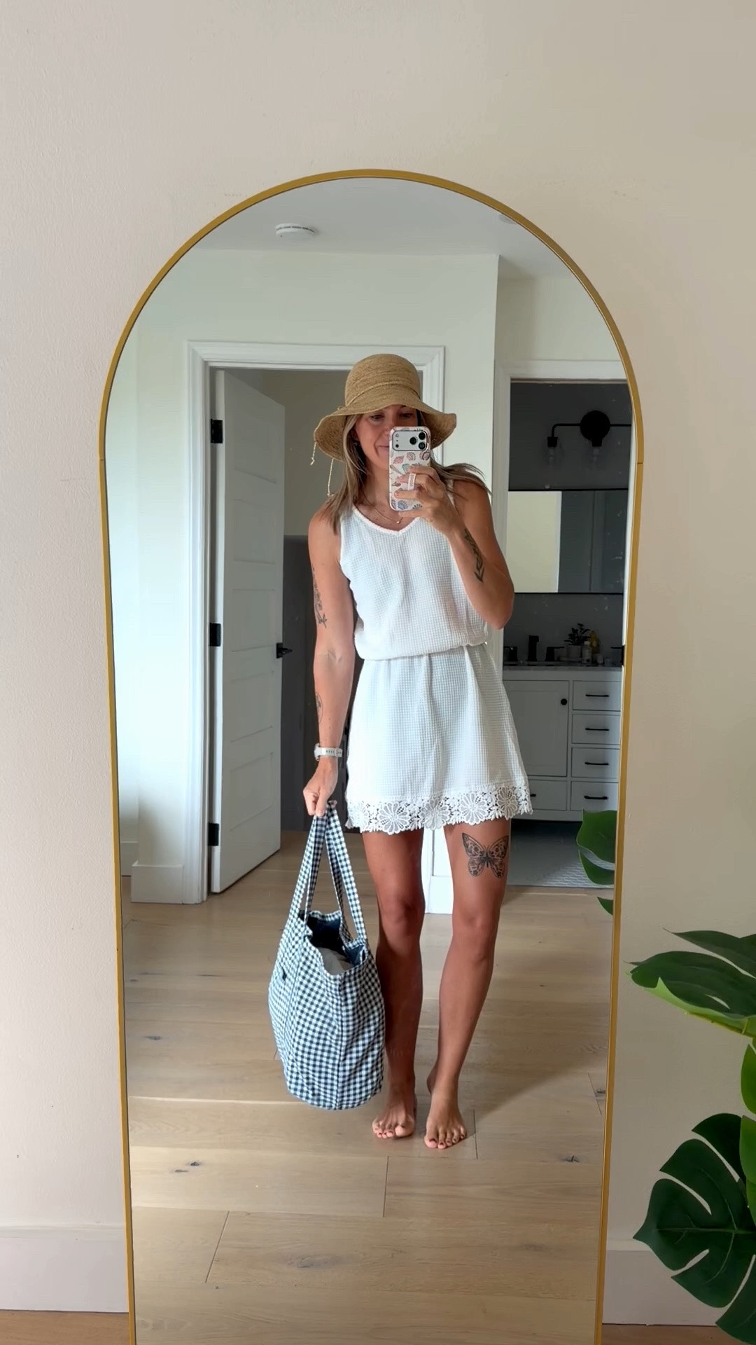 This is such a cute swimsuit cover up! I love the bottom detail.

#LTKmomlife #LTKootd #LTKSwim