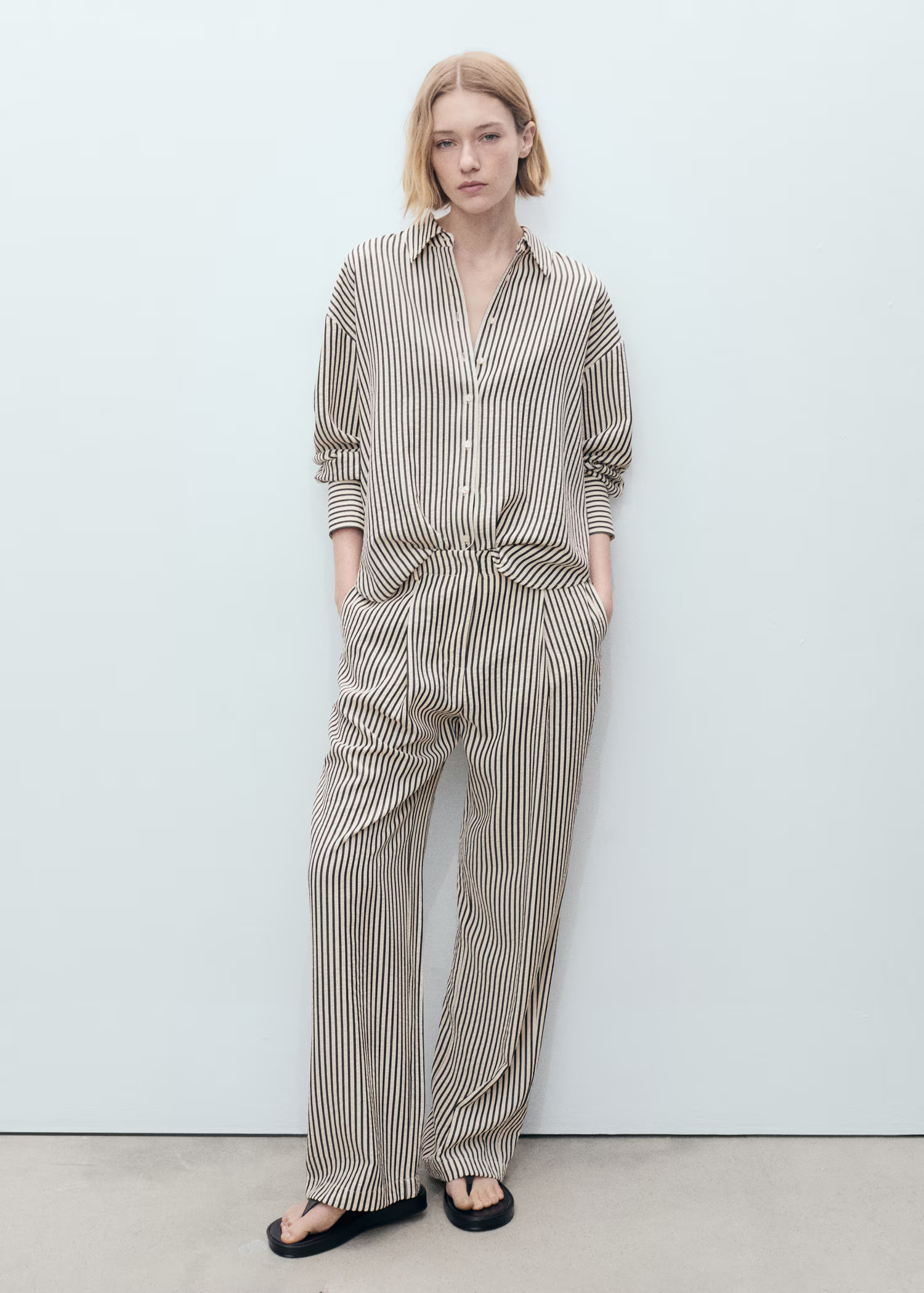 Texture striped trousers - Women | MANGO United Kingdom | MANGO (UK)