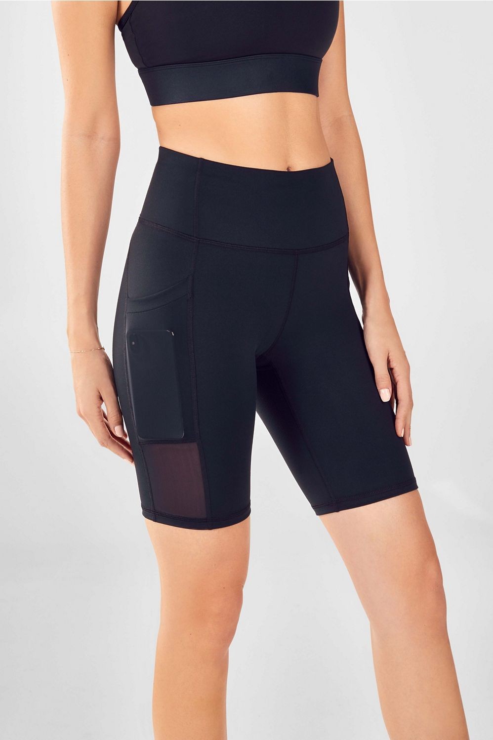 Mila High-Waisted Pocket Short 9" | Fabletics