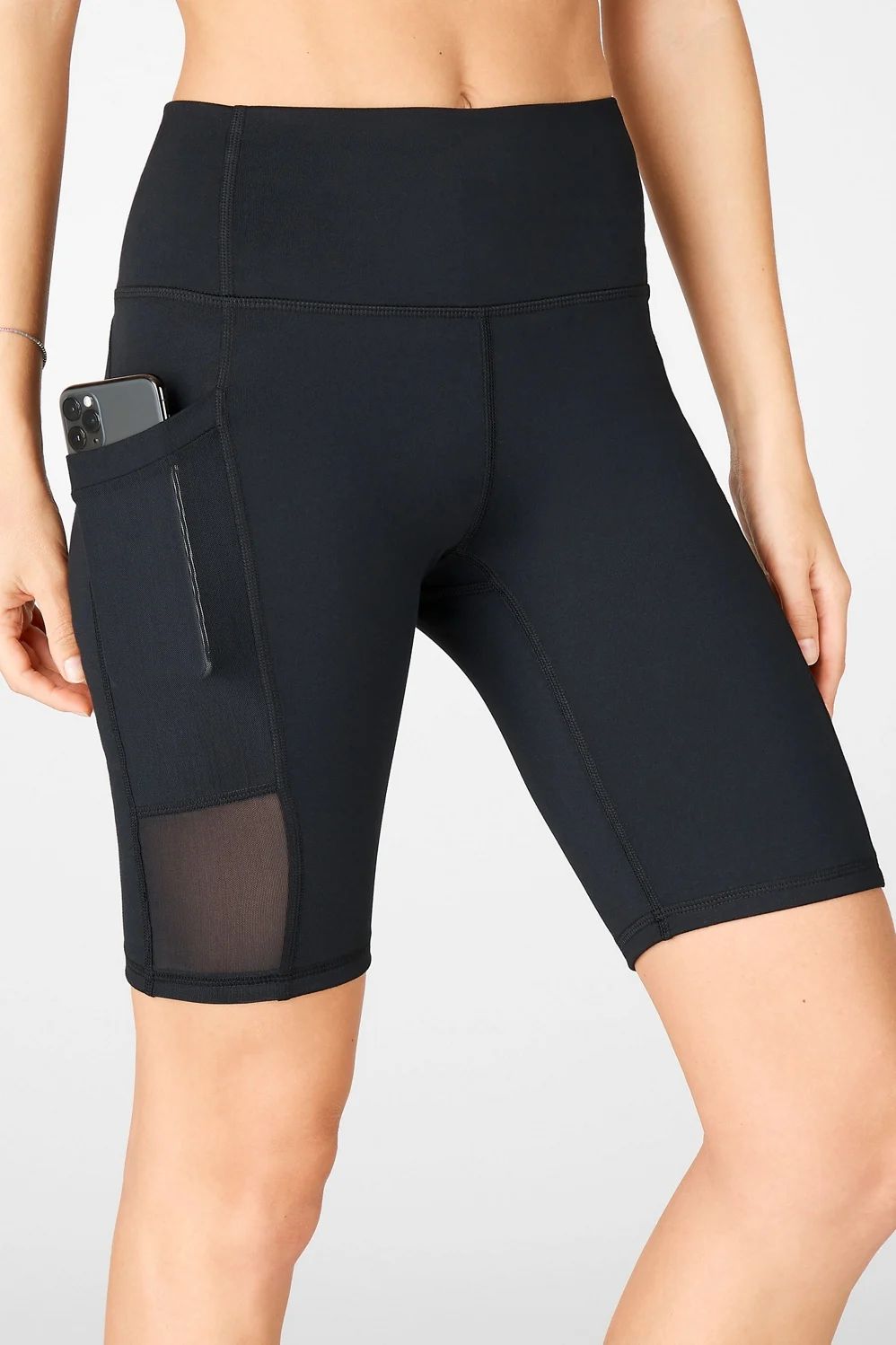 Mila High-Waisted Pocket Short 9" | Fabletics