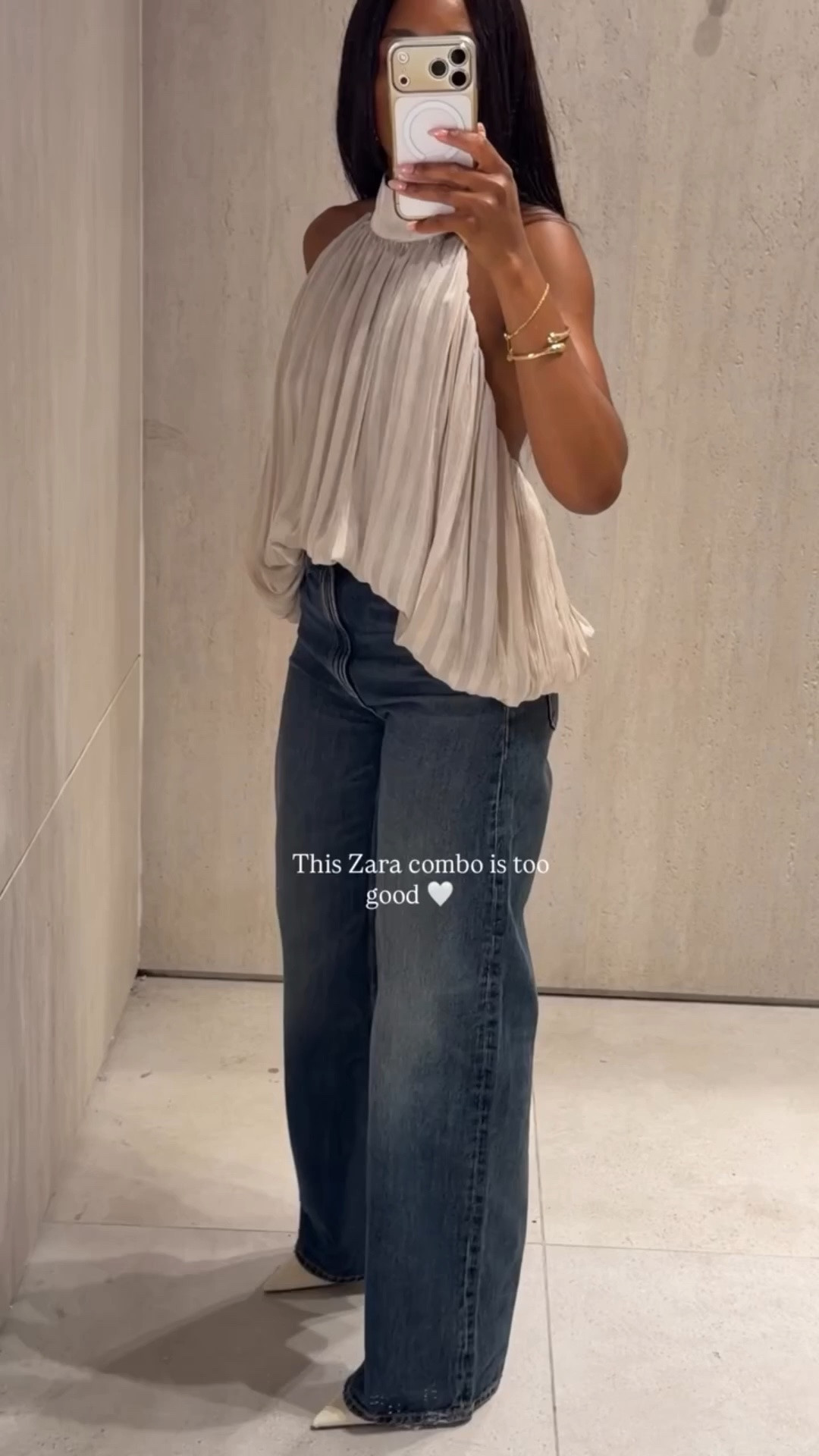 Proof that jeans and a cute top are all you need 🤍
This pleated top + Viral wide leg jeans combo is effortlessly chic and so flattering. The kind of outfit that looks elevated with minimal effort.

Would you wear this? 🤍👇

#zara #jeansoutfit #zarahaul #widelegjeans

Keywords: Zara outfit, Zara top, wide-leg jeans, denim outfit, neutral outfit, chic summer outfit, petite-friendly jeans, elevated casual style, Zara haul, everyday fashion.

#LTKjeans #LTKsummer #LTKpetite