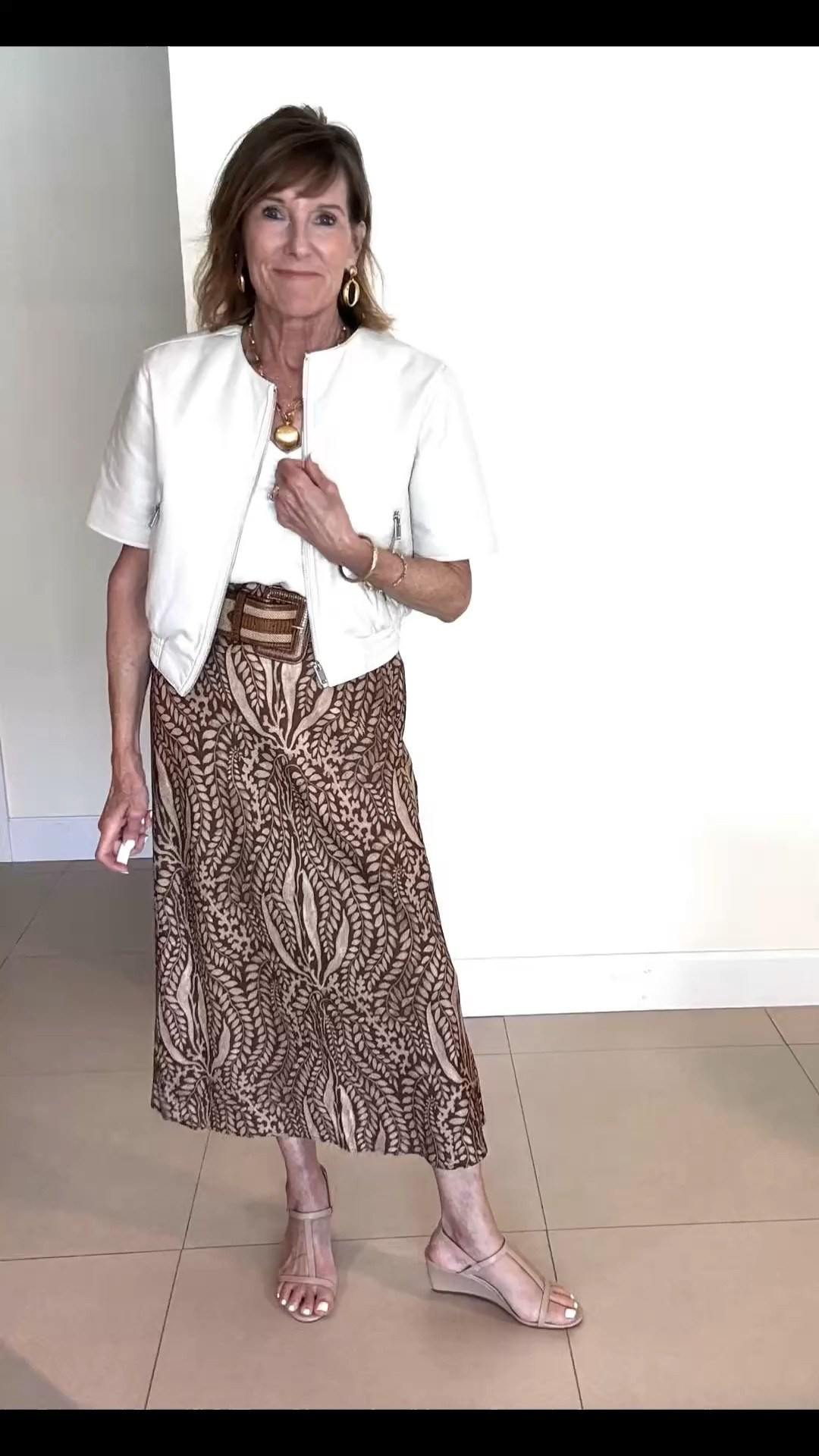 Love this skirt and jacket combo!
It’s a fresh look for Spring.  

#LTKspringskirt

#LTKootd #LTKWorkwear